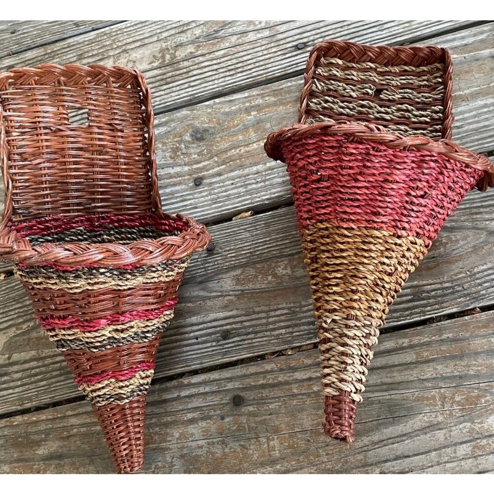 VTG Wicker Cornucopia Horn of Plenty FTD 1989 Hang/Stand Set of 2 Red Green